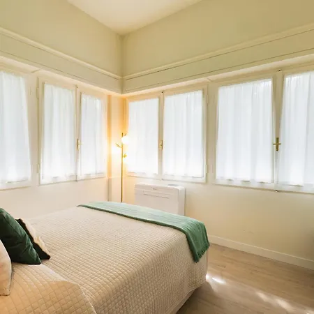 Cozy Olive Flat Firenze