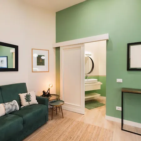 Cozy Olive Flat * Florence