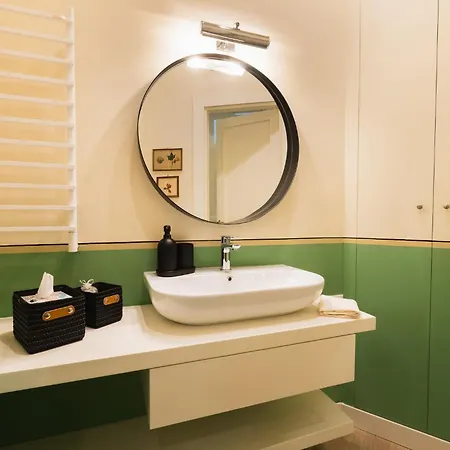 Cozy Olive Flat Firenze